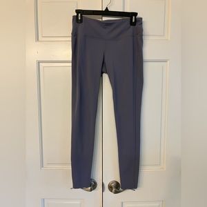 Athleta Chatarunga Capri tights medium. Like new